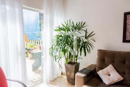 Sala 1 de casa à venda com 6 quartos, 250m² em Bom Jesus, Contagem