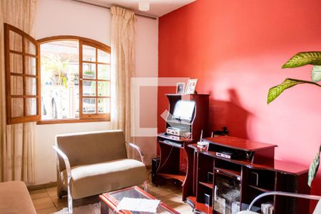 Sala 2 de casa à venda com 6 quartos, 250m² em Bom Jesus, Contagem