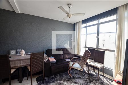 Sala de apartamento à venda com 2 quartos, 67m² em Venda da Cruz, Niterói