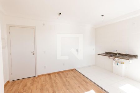 Sala de apartamento para alugar com 2 quartos, 40m² em Santa Maria, Santo André