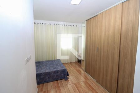 Quarto 2 de casa para alugar com 2 quartos, 80m² em Chácara Califórnia, São Paulo