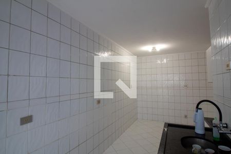 Casa para alugar com 185m², 4 quartos e 4 vagas Casa para alugar com 185m², 4 quartos e 4 vagasCozinha