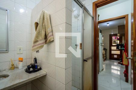 Banheiro de apartamento à venda com 1 quarto, 46m² em Centro Histórico, Porto Alegre