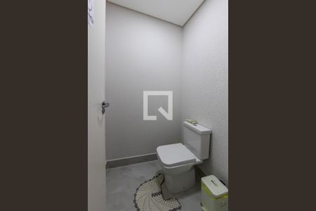 Banheiro de casa à venda com 3 quartos, 140m² em Vila Lucia, São Paulo