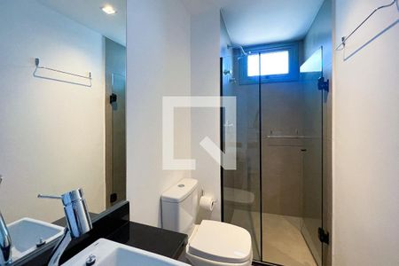 Banheiro de apartamento para alugar com 1 quarto, 23m² em Indianópolis, São Paulo