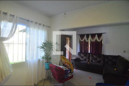 Sala de casa à venda com 2 quartos, 130m² em Mathias Velho, Canoas