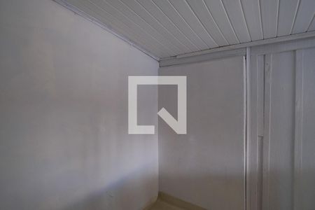 Quarto 1 de casa para alugar com 2 quartos, 41m² em Cidade Industrial, Curitiba