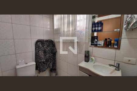 Casa à venda com 115m², 2 quartos e 5 vagas Casa à venda com 115m², 2 quartos e 5 vagasBanheiro 2