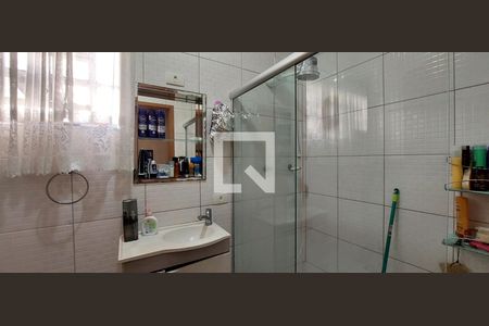 Casa à venda com 115m², 2 quartos e 5 vagas Casa à venda com 115m², 2 quartos e 5 vagasBanheiro 2