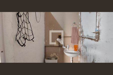 Casa à venda com 115m², 2 quartos e 5 vagas