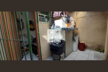 Casa à venda com 115m², 2 quartos e 5 vagas