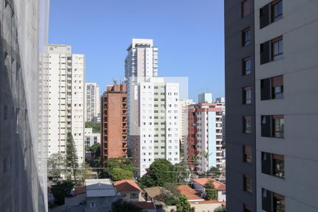 Varanda de kitnet/studio à venda com 1 quarto, 25m² em Brooklin, São Paulo