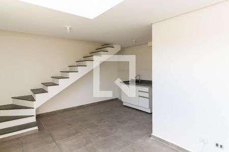 Sala/Cozinha de casa para alugar com 1 quarto, 60m² em Vila Prudente, São Paulo