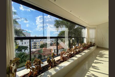 Sala/sacada de apartamento à venda com 4 quartos, 142m² em Liberdade , Belo Horizonte