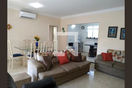 Sala de apartamento para alugar com 3 quartos, 137m² em Jardim Tejereba, Guarujá