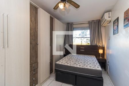 Sala/Quarto de apartamento à venda com 1 quarto, 38m² em Humaitá, Porto Alegre