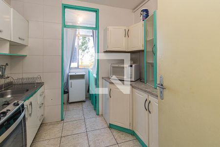 Cozinha de apartamento à venda com 1 quarto, 38m² em Humaitá, Porto Alegre