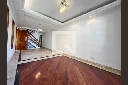 Sala de casa à venda com 3 quartos, 152m² em Parque Jabaquara, São Paulo