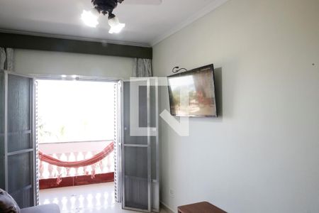 Sala de apartamento para alugar com 1 quarto, 57m² em Flórida, Praia Grande