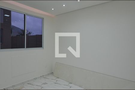 Quarto 2 de apartamento para alugar com 2 quartos, 43m² em Vargem Pequena, Rio de Janeiro