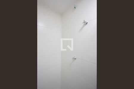 Banheiro de apartamento para alugar com 1 quarto, 37m² em Vila das Belezas, São Paulo