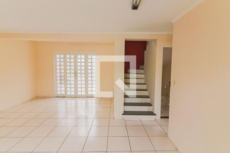 Sala de casa à venda com 5 quartos, 180m² em Jardim Ester, São Paulo