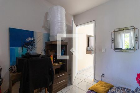 Quarto 1 de casa para alugar com 2 quartos, 75m² em Jardim Bom Tempo, Taboão da Serra