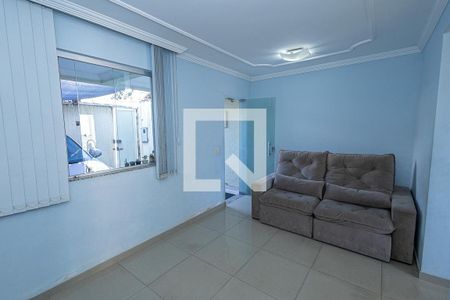 Sala de casa para alugar com 3 quartos, 125m² em Etelvina Carneiro, Belo Horizonte