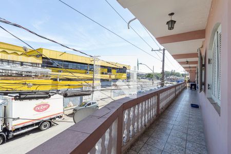 Sacada de casa à venda com 3 quartos, 120m² em São Pedro, Osasco