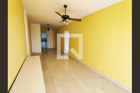 Apartamento à venda com 62m², 2 quartos e 1 vagaSala