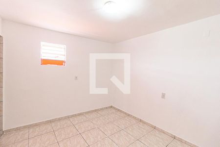 Quarto de casa para alugar com 1 quarto, 25m² em Jardim Elvira, Osasco