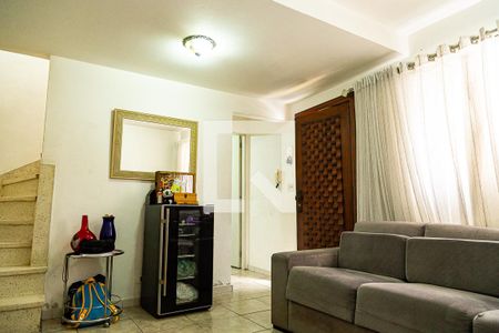 Sala de casa à venda com 3 quartos, 85m² em Vila Alexandria, São Paulo
