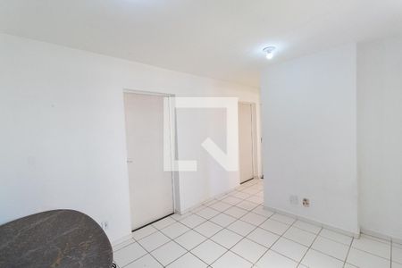 Sala de apartamento para alugar com 2 quartos, 47m² em Vila Silvia, São Paulo