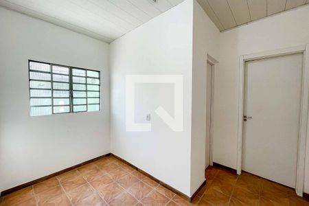 Sala de casa para alugar com 1 quarto, 55m² em Parque Peruche, São Paulo