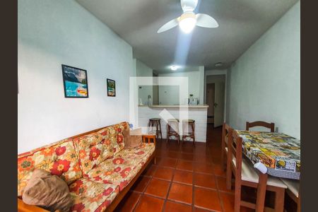 Sala de apartamento para alugar com 2 quartos, 70m² em Jardim Belmar, Guarujá