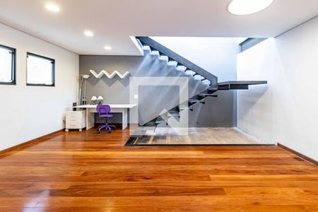 Sala 2 de casa para alugar com 3 quartos, 400m² em Jardim Peri Peri, São Paulo