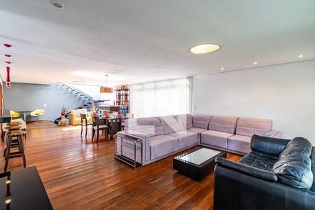 Sala de casa para alugar com 3 quartos, 400m² em Jardim Peri Peri, São Paulo