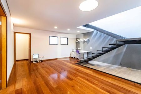 Sala 2 de casa para alugar com 3 quartos, 400m² em Jardim Peri Peri, São Paulo