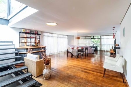 Sala de casa para alugar com 3 quartos, 400m² em Jardim Peri Peri, São Paulo