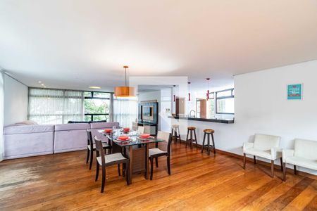 Sala de casa para alugar com 3 quartos, 400m² em Jardim Peri Peri, São Paulo