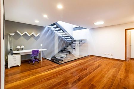 Sala 2 de casa para alugar com 3 quartos, 400m² em Jardim Peri Peri, São Paulo
