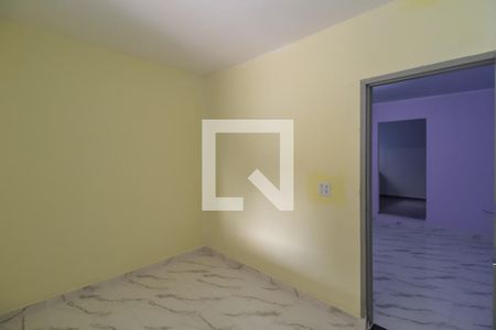 Quarto 1 de casa para alugar com 2 quartos, 55m² em Vila California, São Paulo