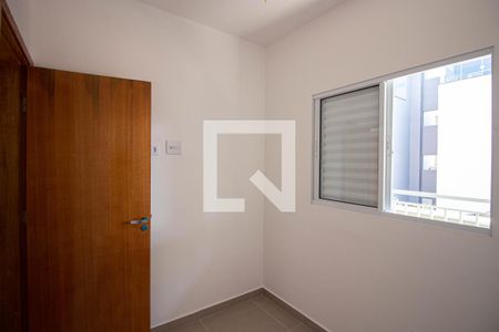 Quarto 1 de apartamento à venda com 2 quartos, 35m² em Itaquera, São Paulo