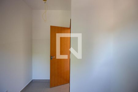 Quarto 1 de apartamento à venda com 2 quartos, 35m² em Itaquera, São Paulo