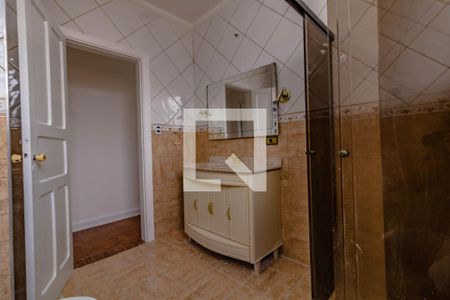 Casa à venda com 250m², 3 quartos e 6 vagas Casa à venda com 250m², 3 quartos e 6 vagasBanheiro