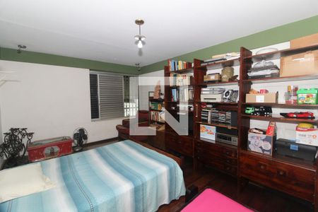 Quarto 3 de casa para alugar com 3 quartos, 468m² em Sion, Belo Horizonte