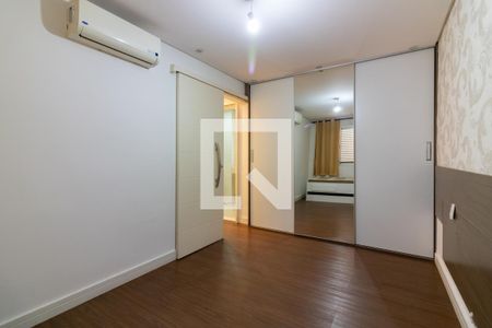 Quarto de apartamento à venda com 1 quarto, 46m² em Santo Amaro, São Paulo