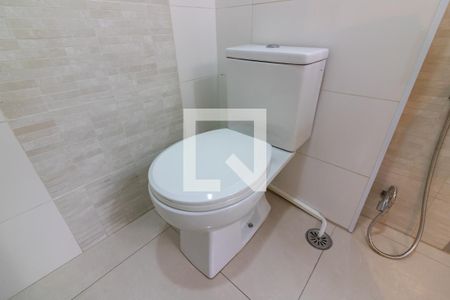 Banheiro de apartamento à venda com 1 quarto, 46m² em Santo Amaro, São Paulo