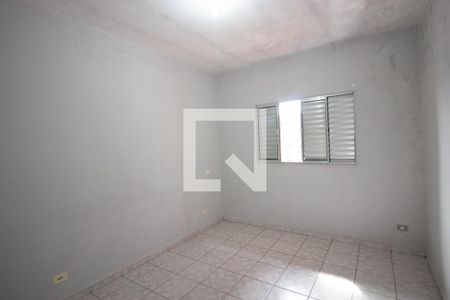 Quarto 1 de casa para alugar com 3 quartos, 250m² em Vila Carmosina, São Paulo