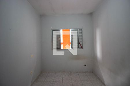 Quarto 2 de casa para alugar com 3 quartos, 250m² em Vila Carmosina, São Paulo